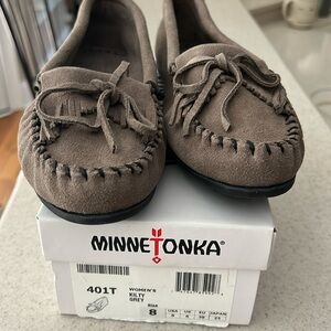 Ladies Minnetonka Slippers